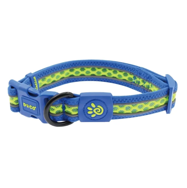 DOCO X Large Blue and Green Reflective Mesh Dog Collar 48 to 76 in 3.8 cm 650 HEAVY-DUTY MATERIAL-This dog braided martingale collar and leash set is made of safety climbing rope to provide greater durability and longevity. It won't break even use on extra large dogs that weigh over 100 pounds COLLAR & LEASH SET - No separate collar or harness needed. Simply loop the leash over your dog's neck and go. Save you time and money. FREEDOM WITH CONTROL - No more twist and struggle, 360 rotatable hook for easy movement on walks & in dog obedience training class. STRONG & DURABLE: Unbeatable Strength Dog leash & collar with 8x braided nylon threads meet search & rescue standards IDEAL DESIGNED-Different sizes with different thickness of hardware to make sure the safe of your dog